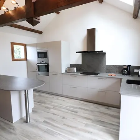 Maison De Caractere A Vic-sur-cere, 4 Pers, Jardin Cloture, Animaux Acceptes, Draps Fournis, Toutes Charges Incluses - Fr-1-742-354 Casa vacanze *